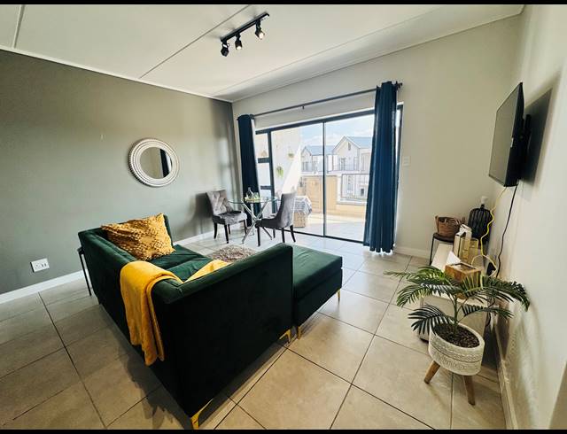 1 BEDROOM FLAT FOR SALE IN WATERFALL